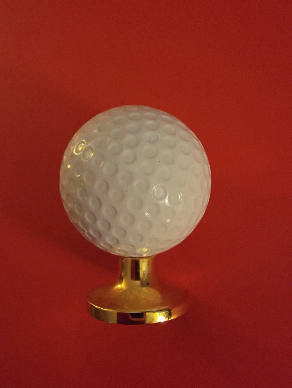 Xanadu Gold Accent White Golf Ball Table Clock